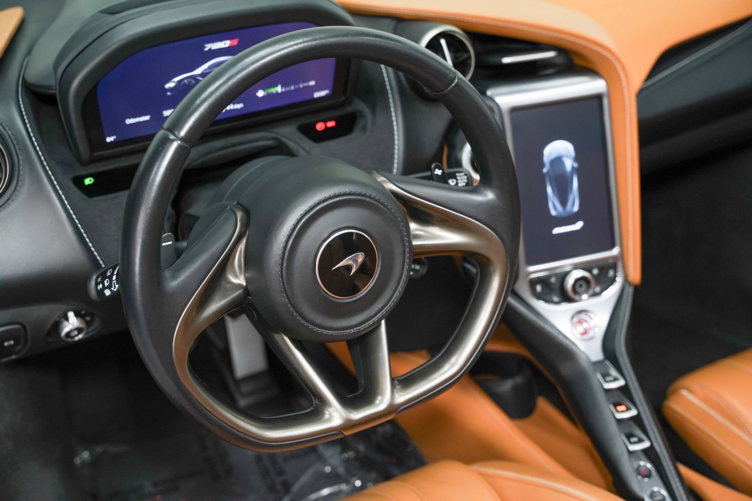 Used 2020 McLaren 720S Luxury photo 37