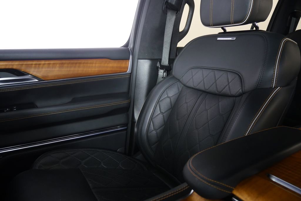 2024 Jeep Grand Wagoneer Series III