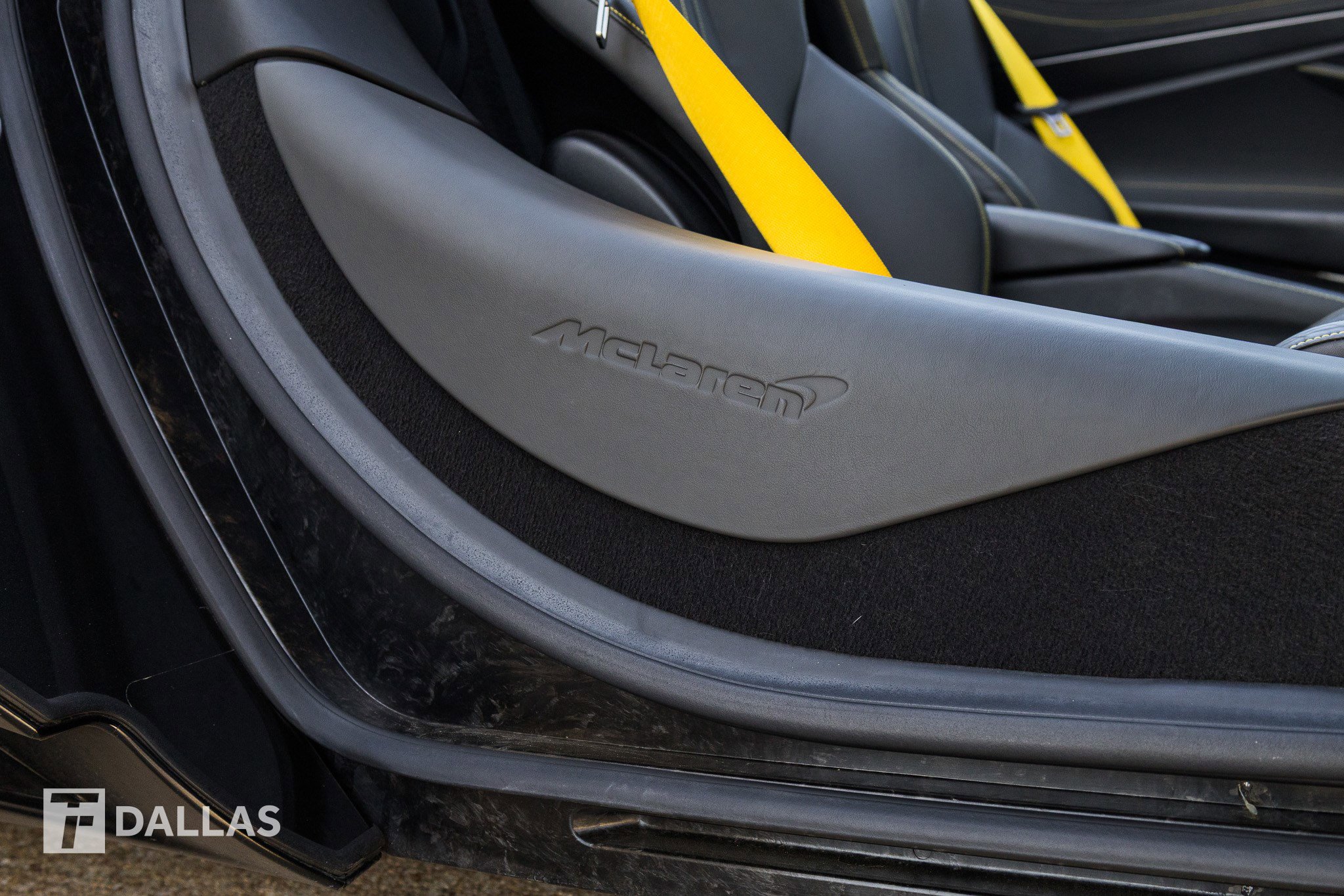 Used 2022 McLaren 720S Luxury photo 34