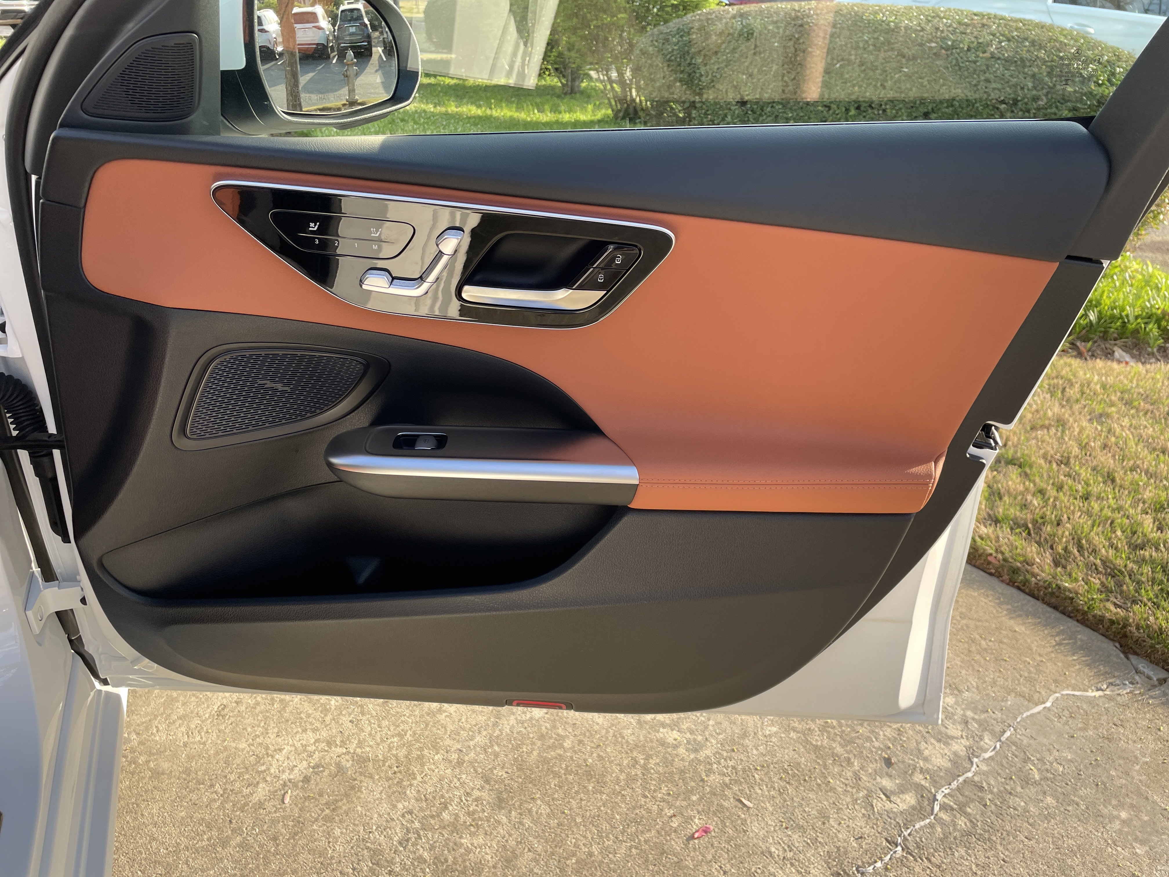 2025 Mercedes-Benz C 300 Sedan