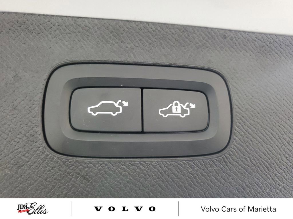 2020 Volvo Xc90 T6 Momentum