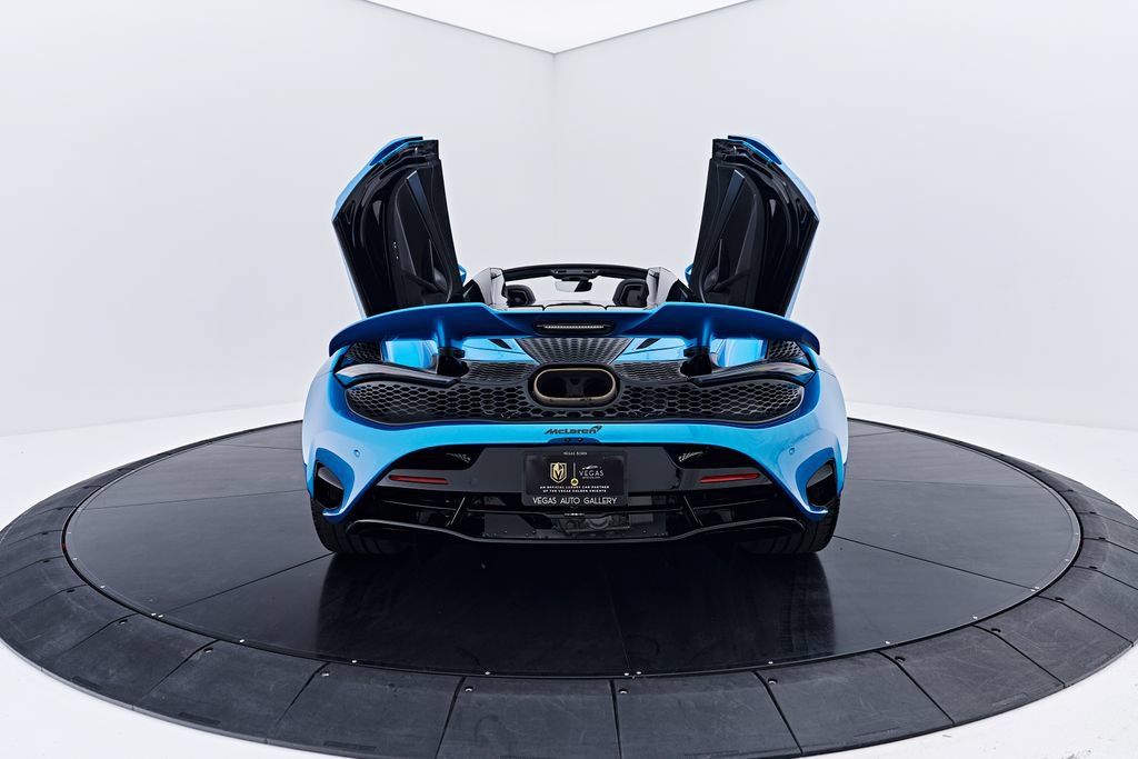 Used 2025 McLaren 750S Spider photo 30