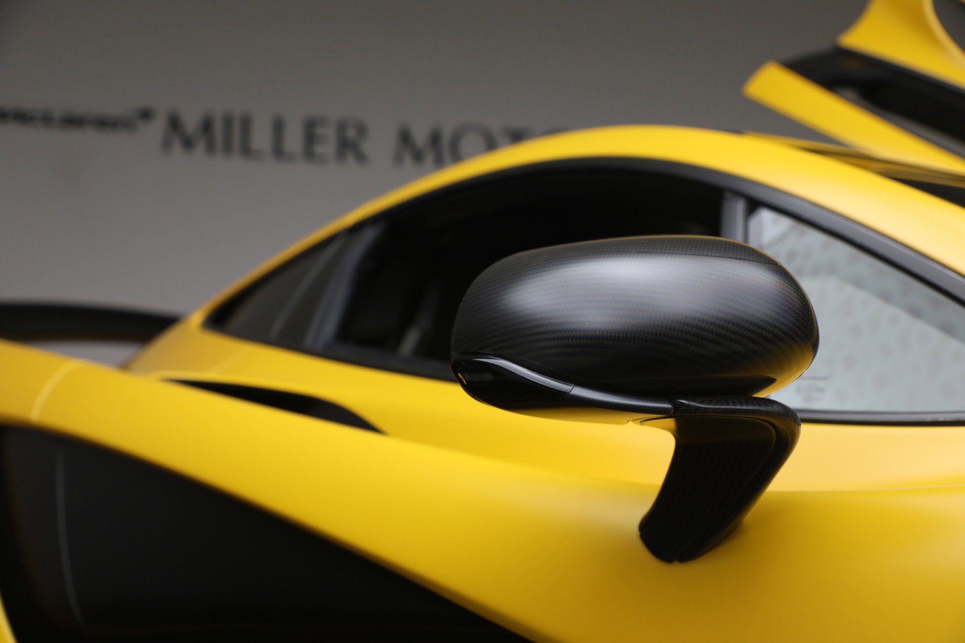 Used 2015 McLaren P1 photo 33