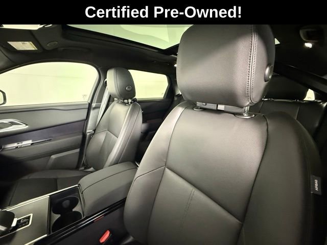 2026 Land Rover Range Rover Velar Dynamic SE