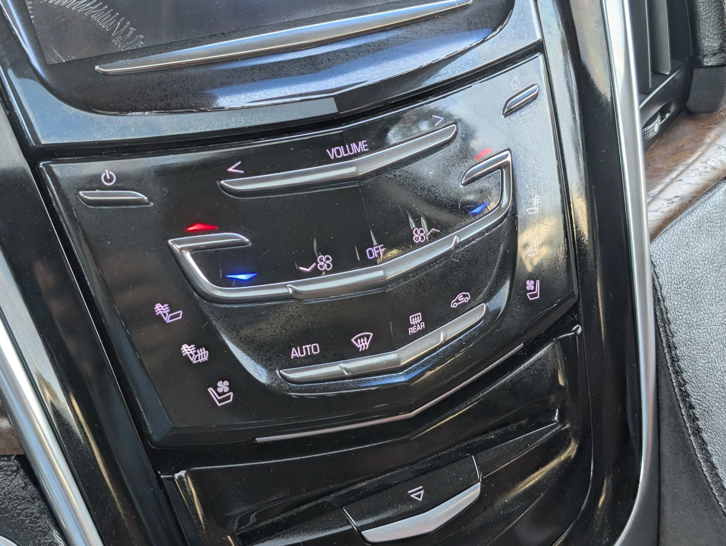 2016 Cadillac Escalade Luxury