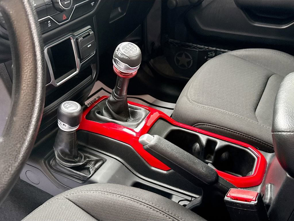 2022 Jeep Gladiator Sport