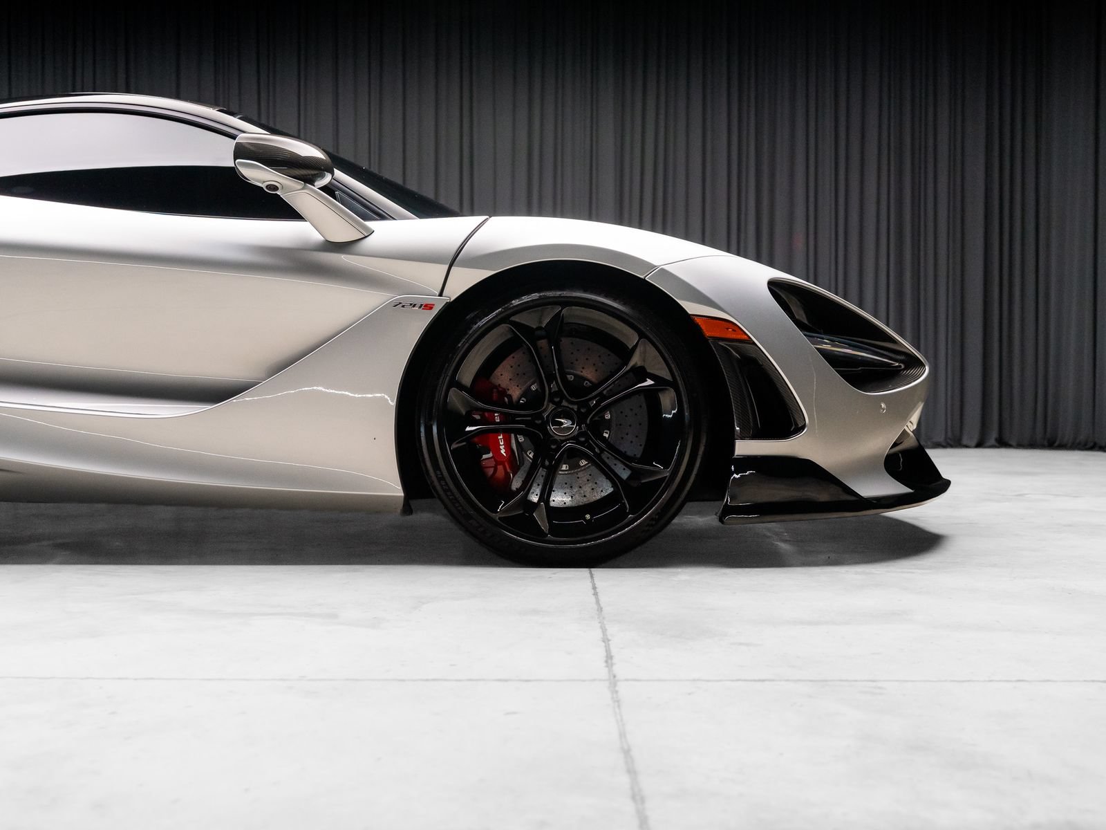 Used 2019 McLaren 720S photo 29