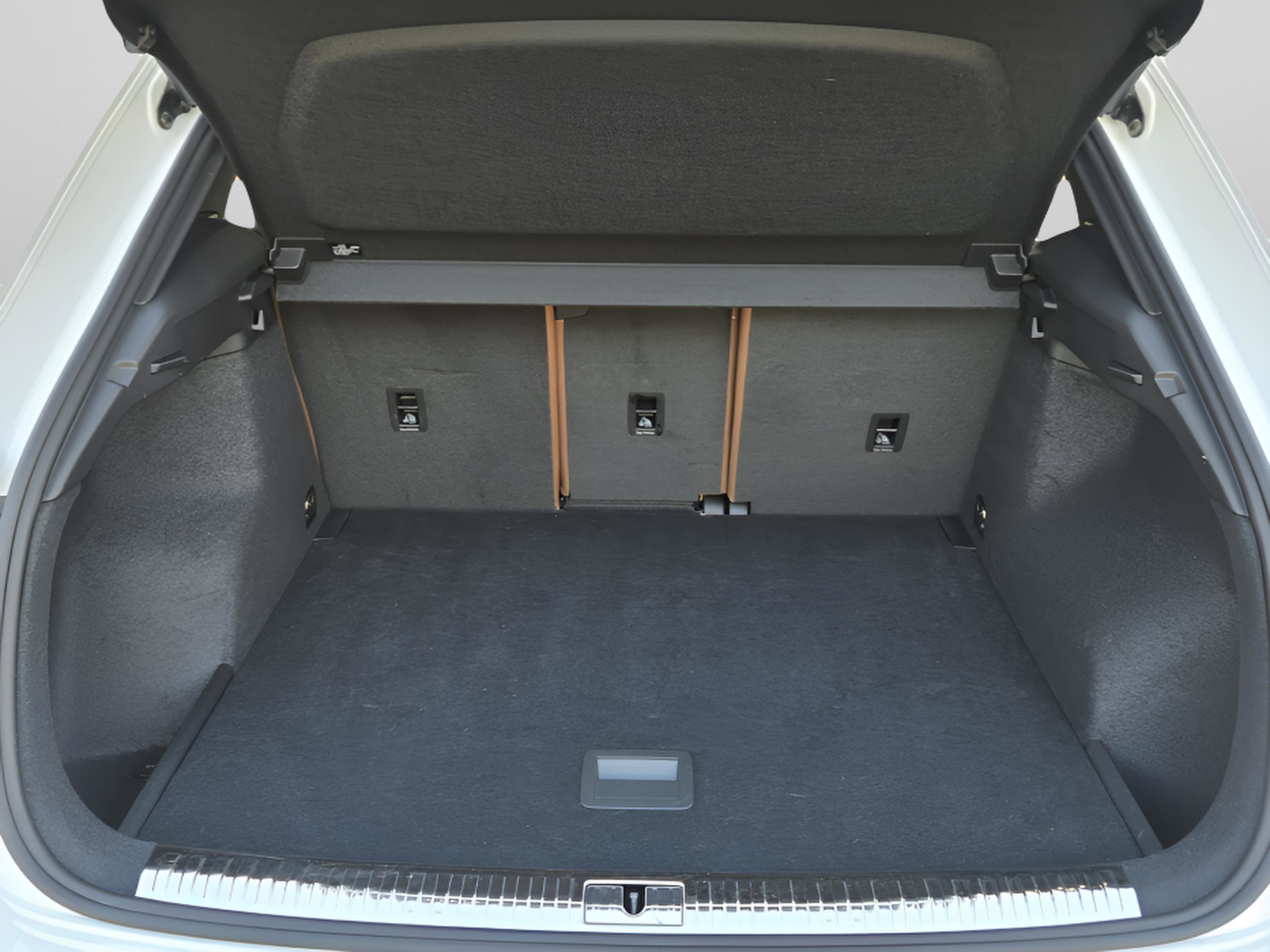 2025 Audi Q3 2.0T Premium