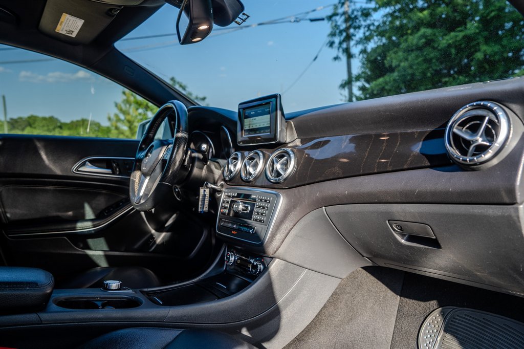 2014 Mercedes-Benz CLA 250