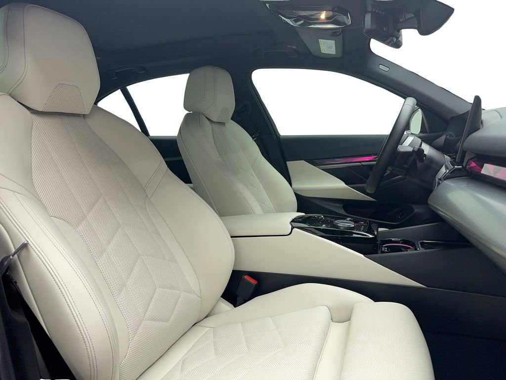 2025 BMW i5 eDrive40i