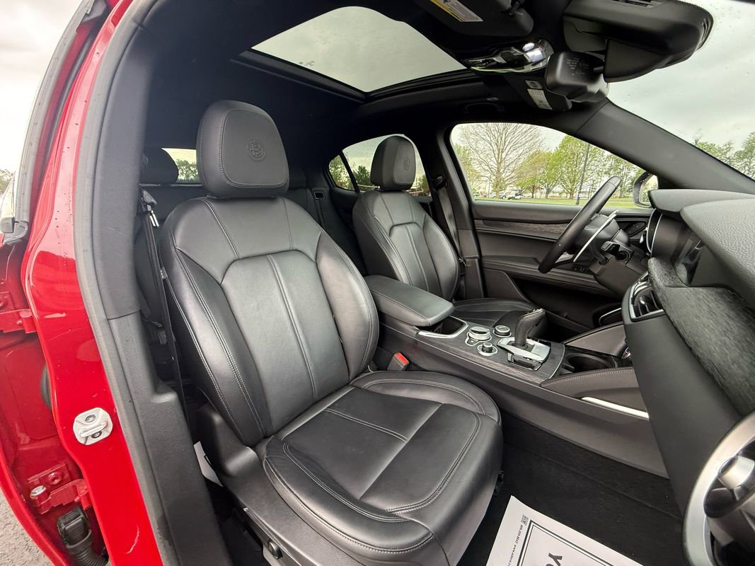 2022 Alfa Romeo Stelvio Sprint