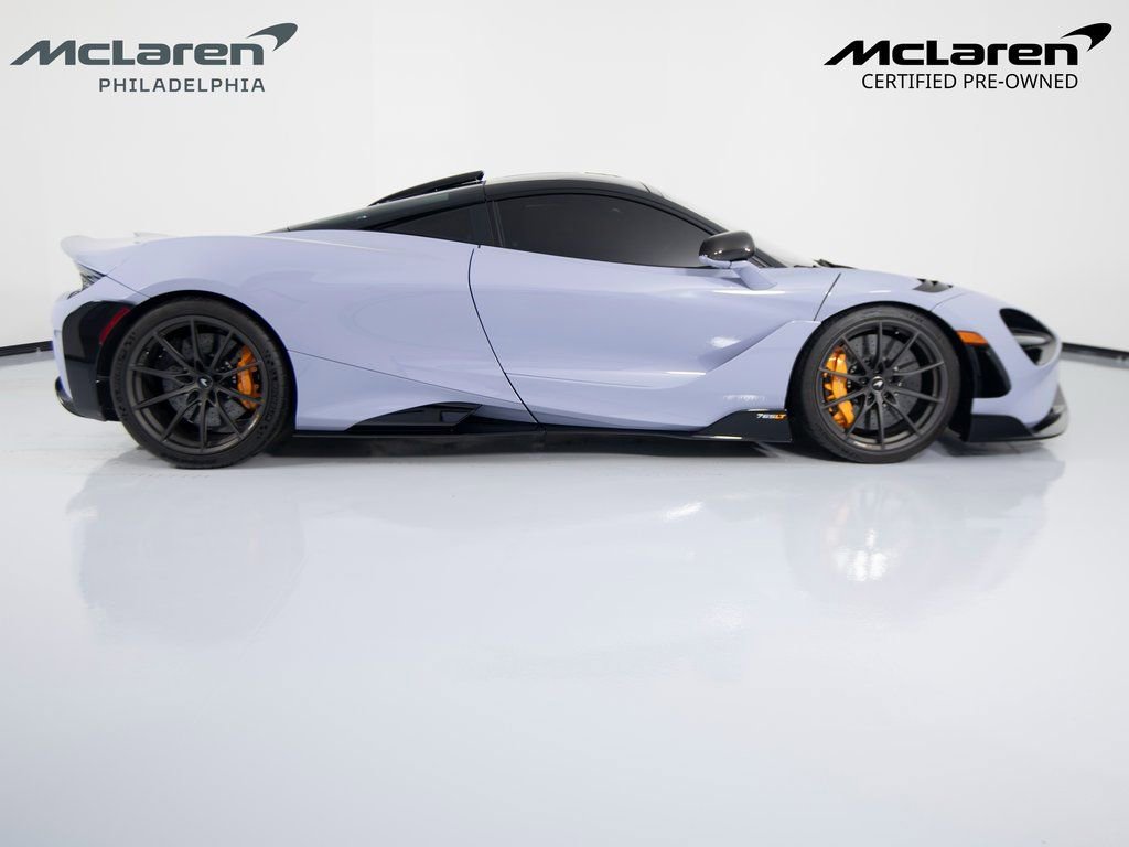 Used 2021 McLaren 765LT photo 4