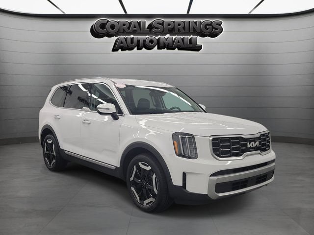 Certified 2023 Kia Telluride S