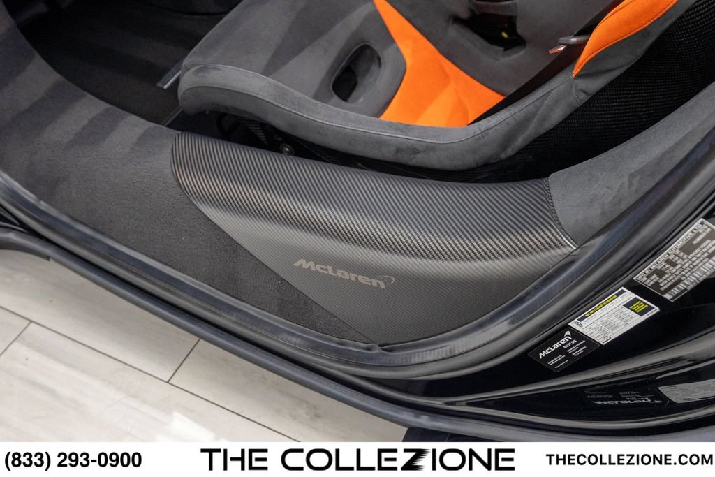 Used 2020 McLaren 600LT Spider photo 43