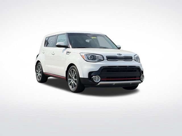 Used 2018 Kia Soul ! w/ Tech Package