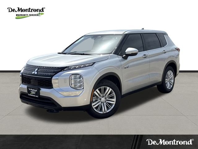 New 2025 Mitsubishi Outlander ES