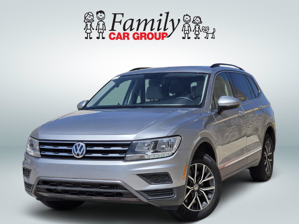 Used 2020 Volkswagen Tiguan SE w/ Panoramic Sunroof Package