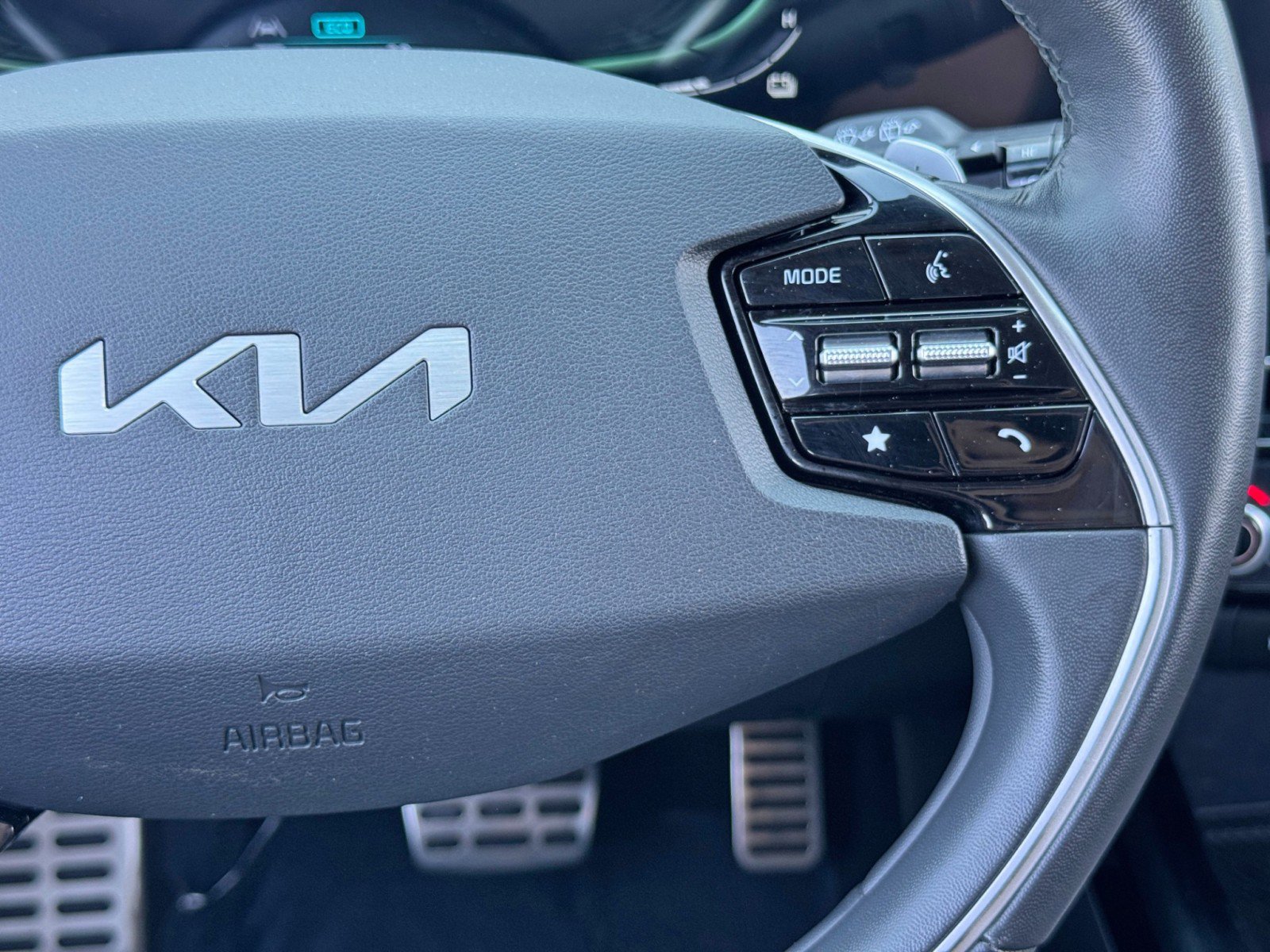 2023 Kia Niro SX Touring