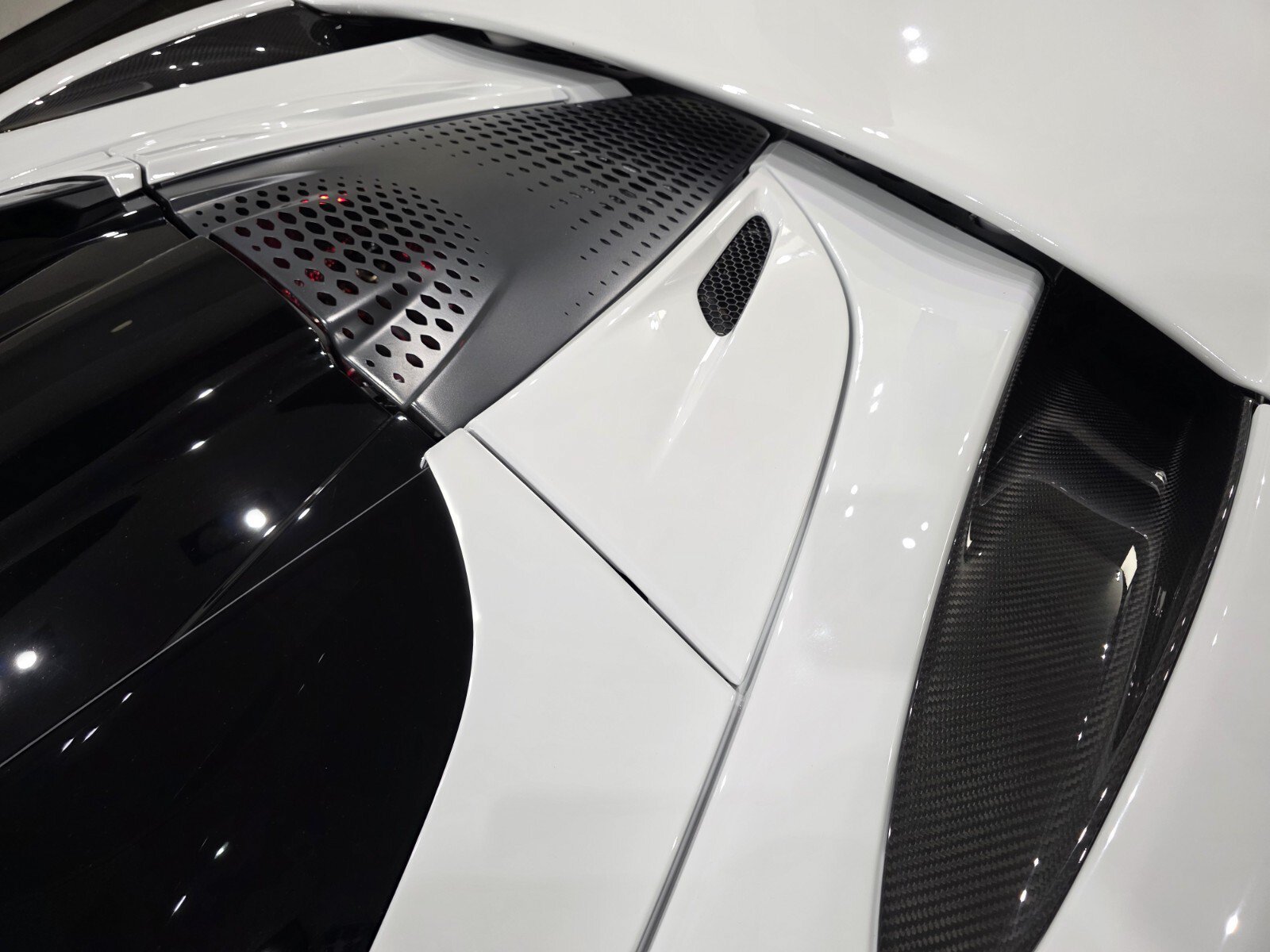 New 2027 McLaren 750S Spider photo 21