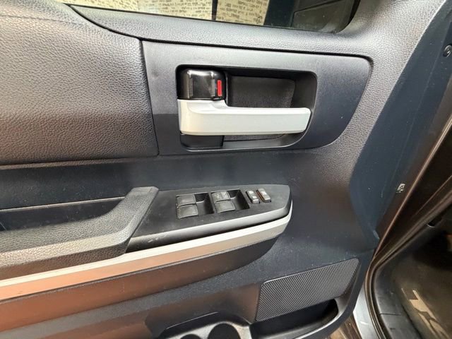 2014 Toyota Tundra SR5