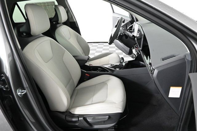 2025 Kia Niro EX Touring