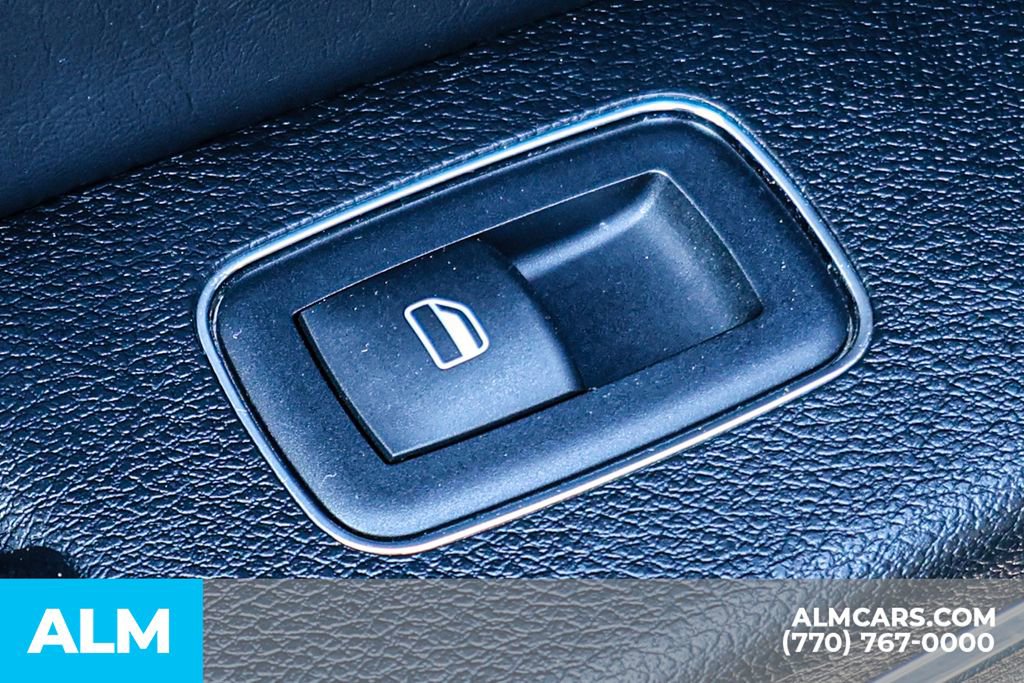 2017 Chrysler 300 Limited