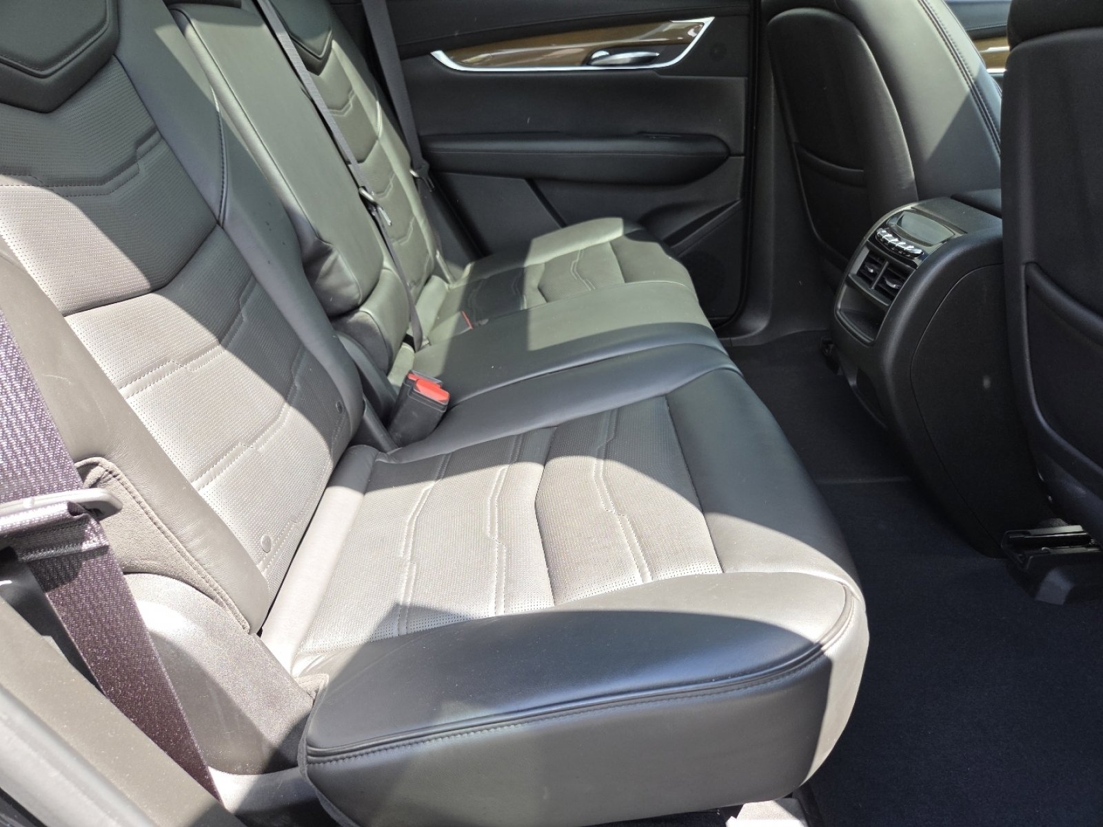 2017 Cadillac XT5 Platinum