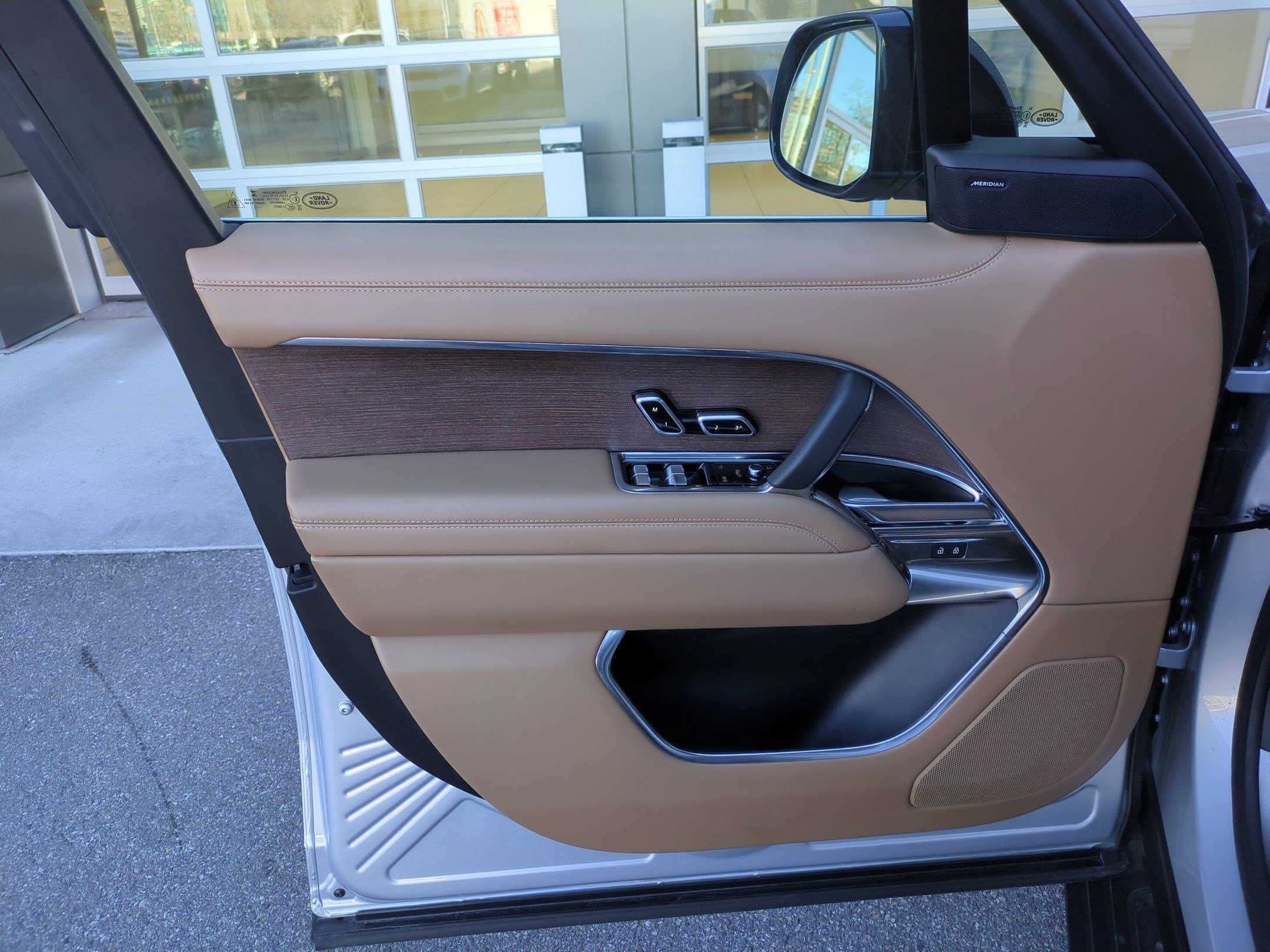 2023 Land Rover Range Rover SE