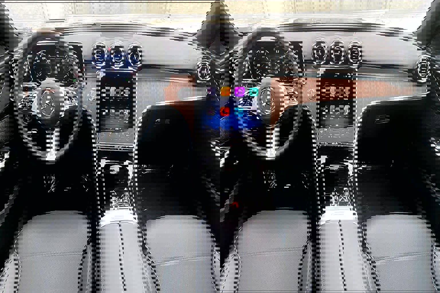 2025 Mercedes-Benz C 300 4MATIC Sedan