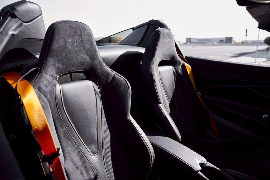 Used 2020 McLaren 720S Spider photo 40