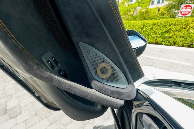 Used 2019 McLaren 600LT photo 60