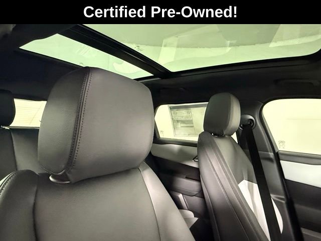 2026 Land Rover Range Rover Velar Dynamic SE