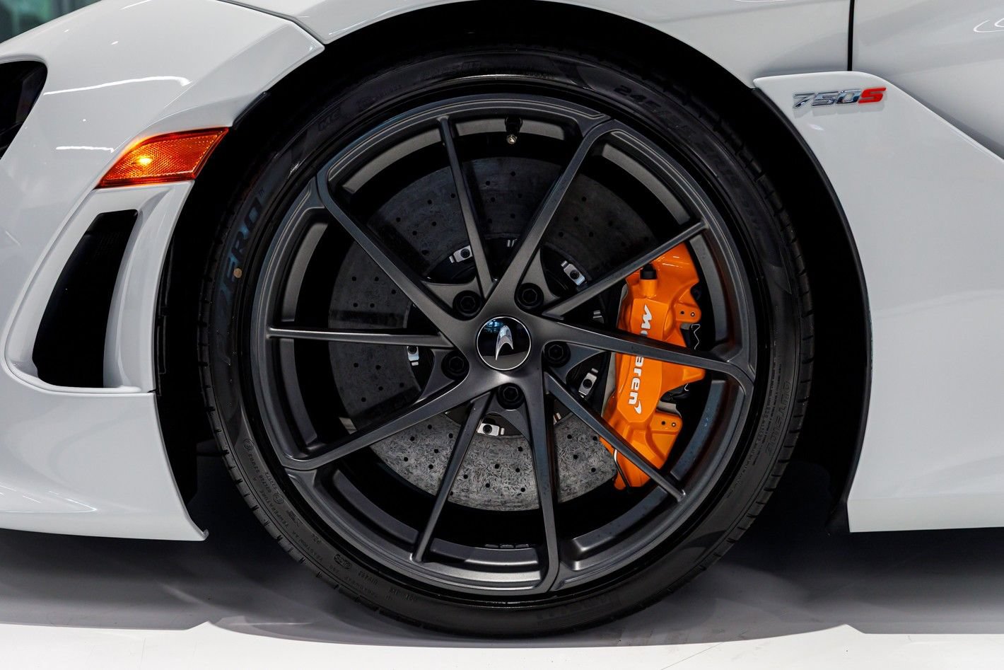 New 2027 McLaren 750S Spider photo 32