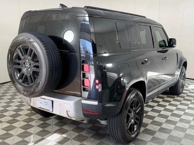 2025 Land Rover Defender 110 S