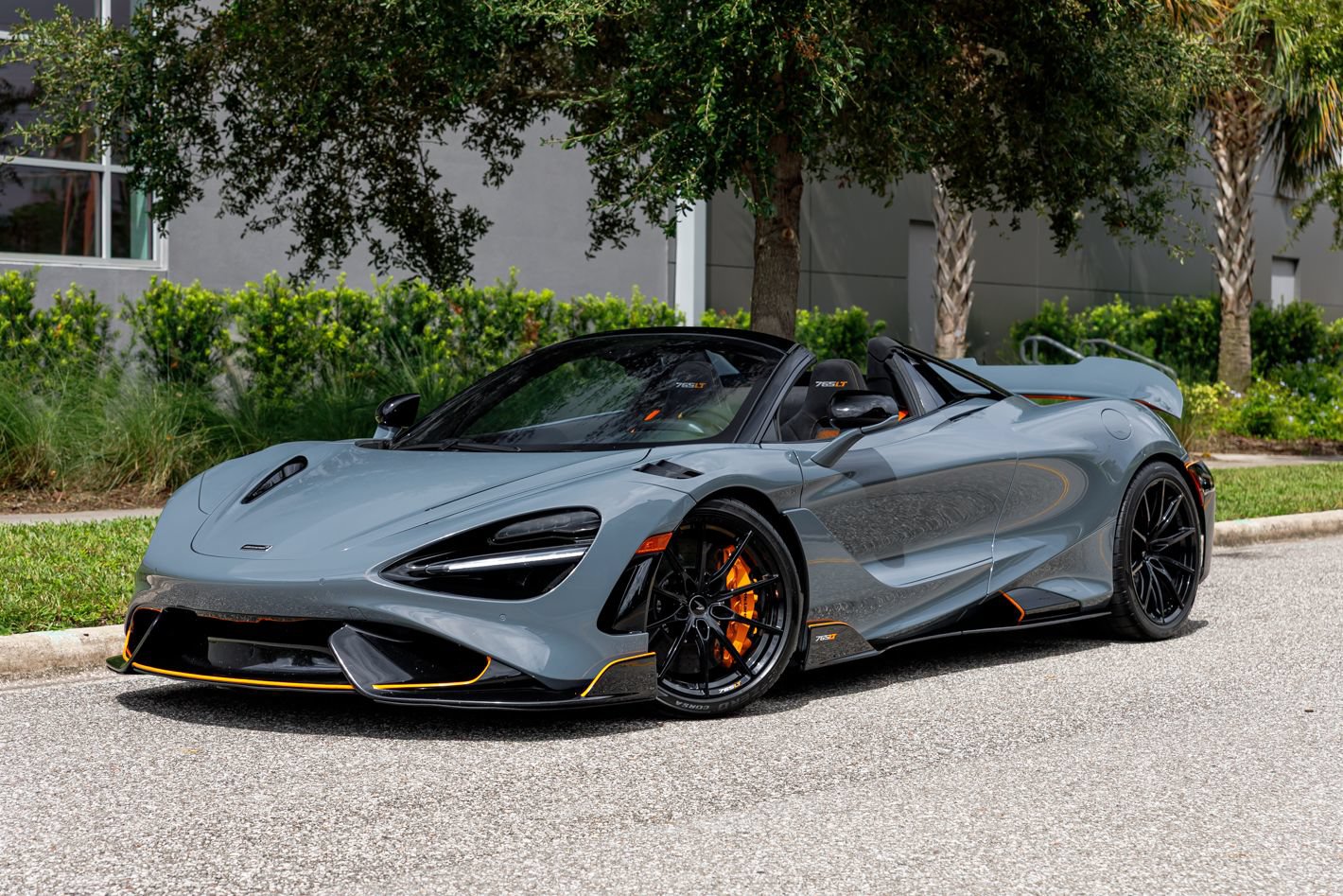 Used 2022 McLaren 765LT photo 42