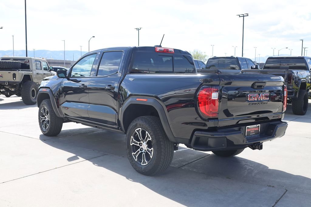 2025 GMC Canyon AT4