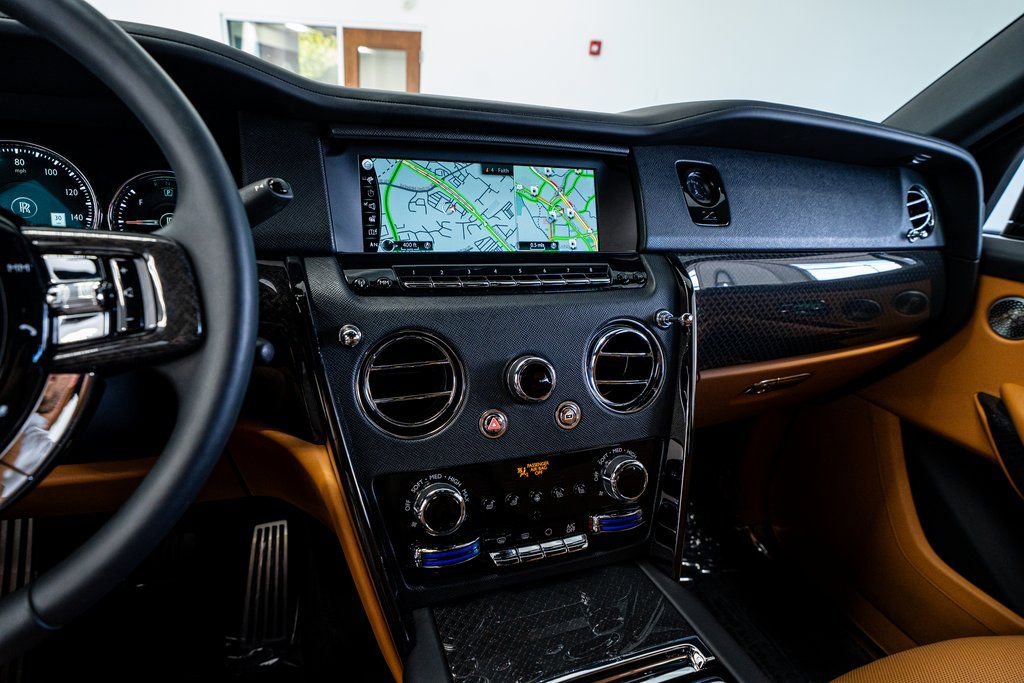 2022 Rolls-Royce Cullinan Black Badge