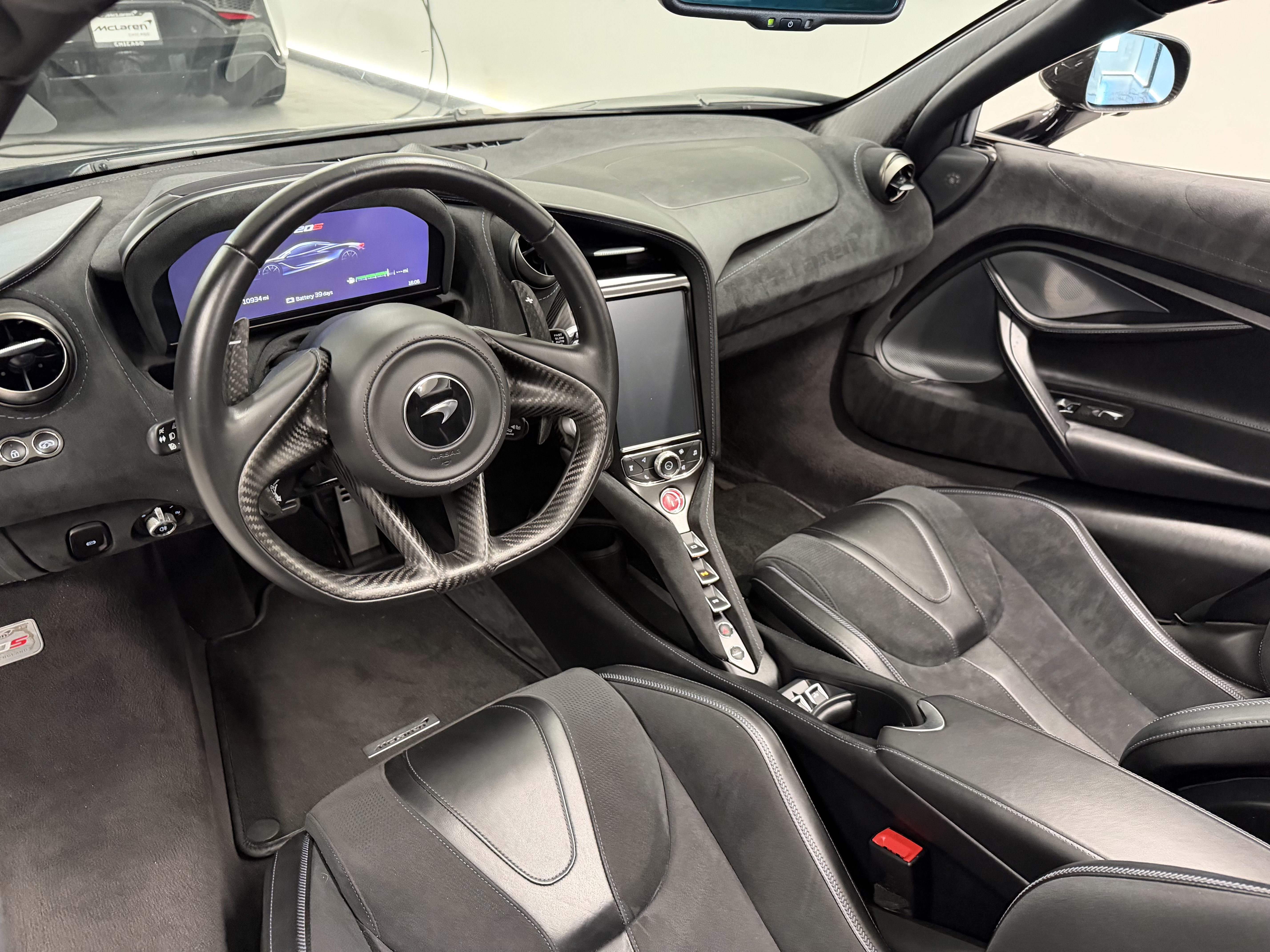 Used 2020 McLaren 720S Luxury photo 14