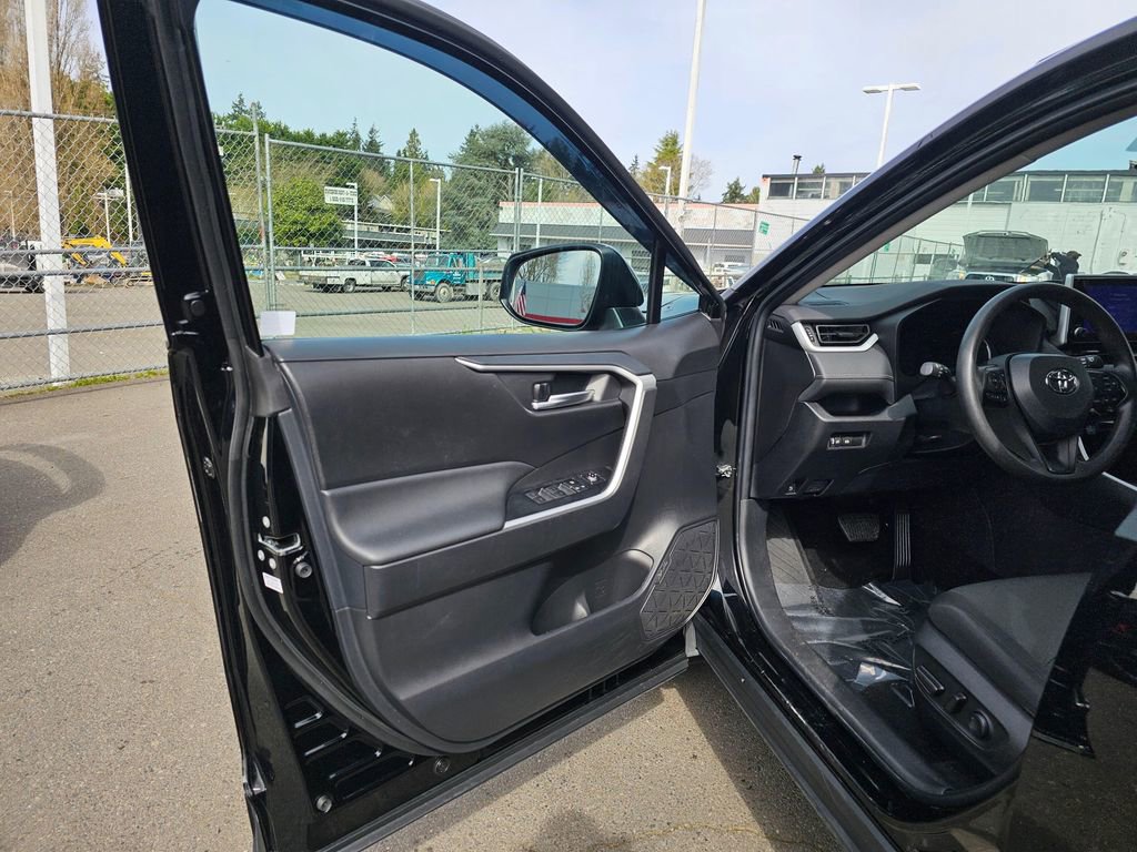 2024 Toyota RAV4 AWD Hybrid