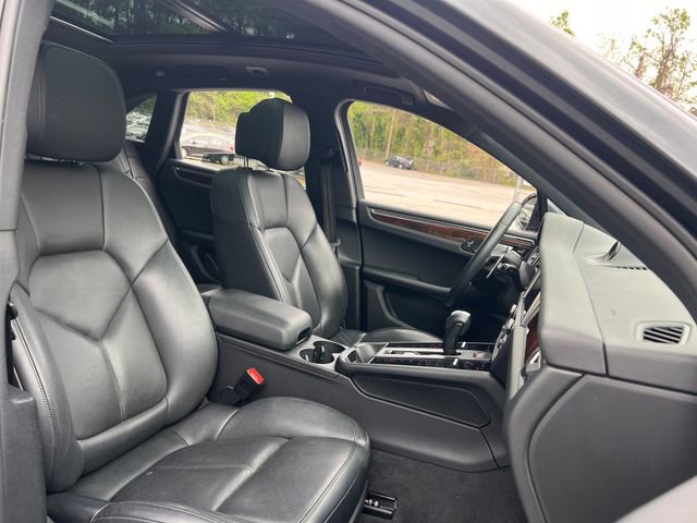 2023 Porsche Macan S