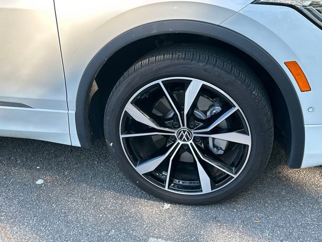 2023 Volkswagen Tiguan SEL R-Line