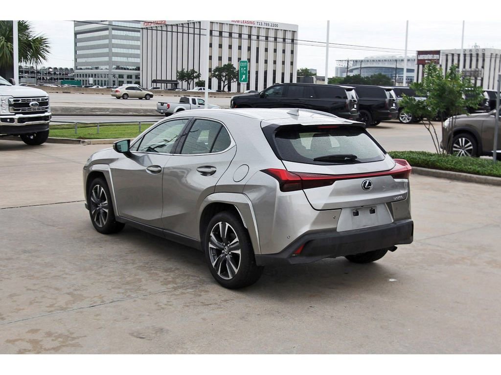 2022 Lexus UX 200