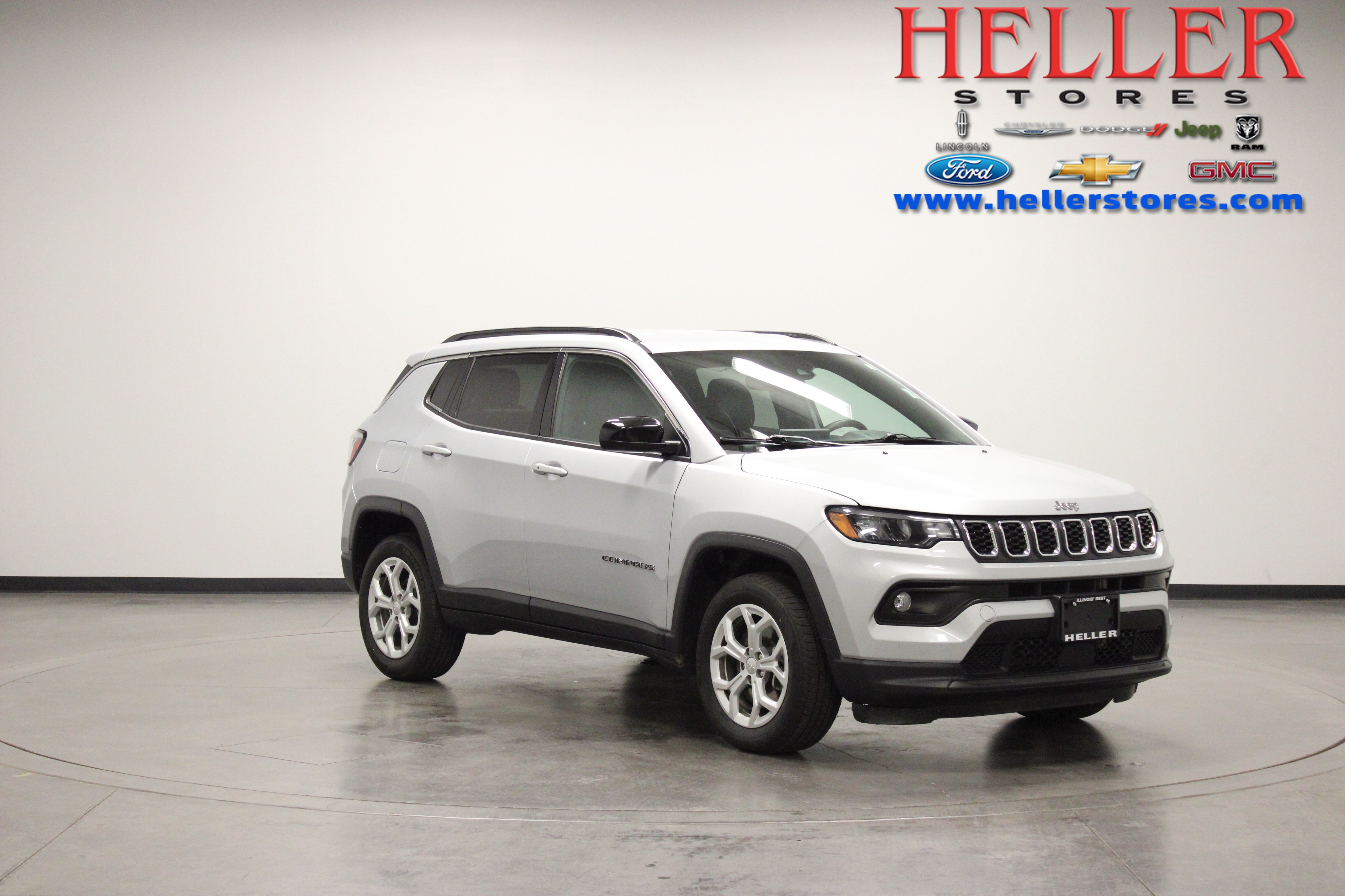 Used 2024 Jeep Compass Latitude