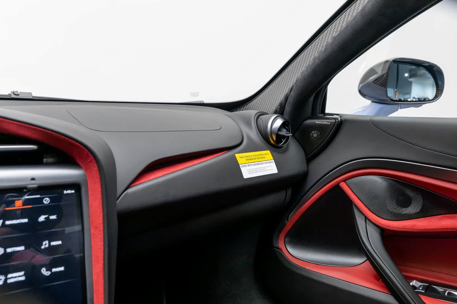 New 2026 McLaren 750S photo 35