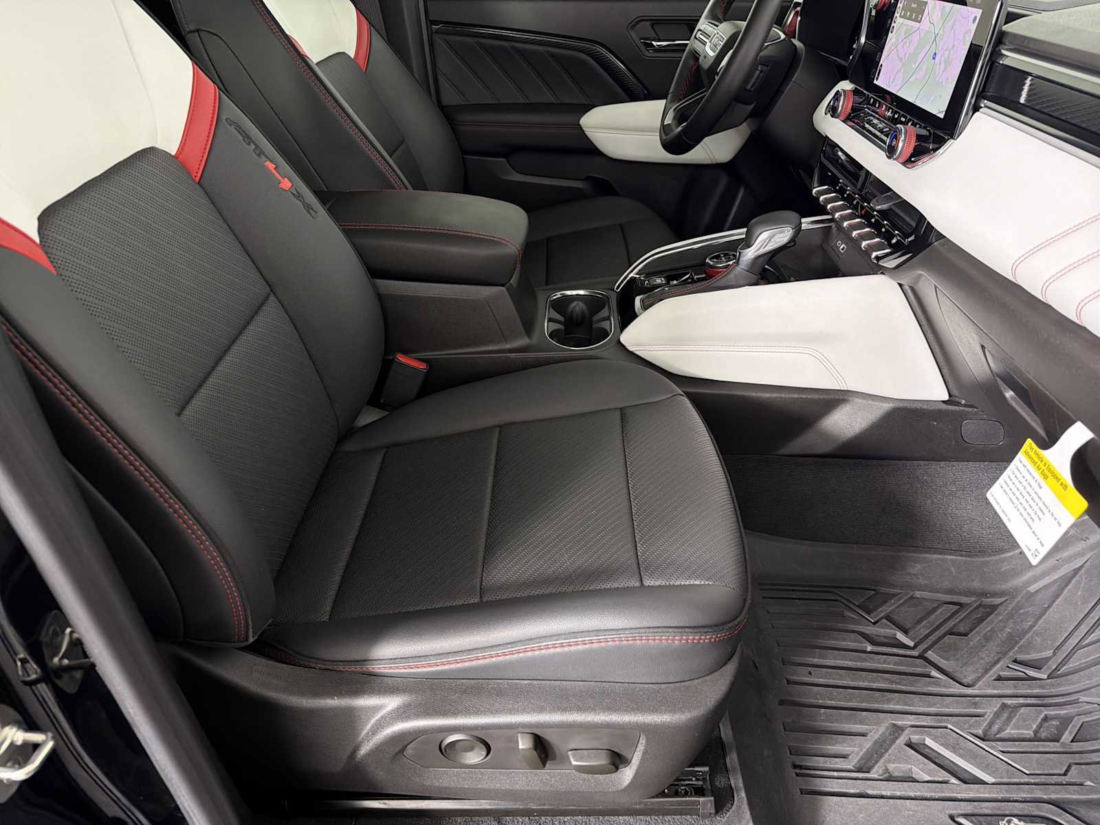 2024 GMC Canyon AT4X