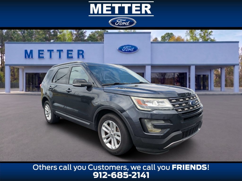 Used 2017 Ford Explorer XLT w/ Equipment Group 202A