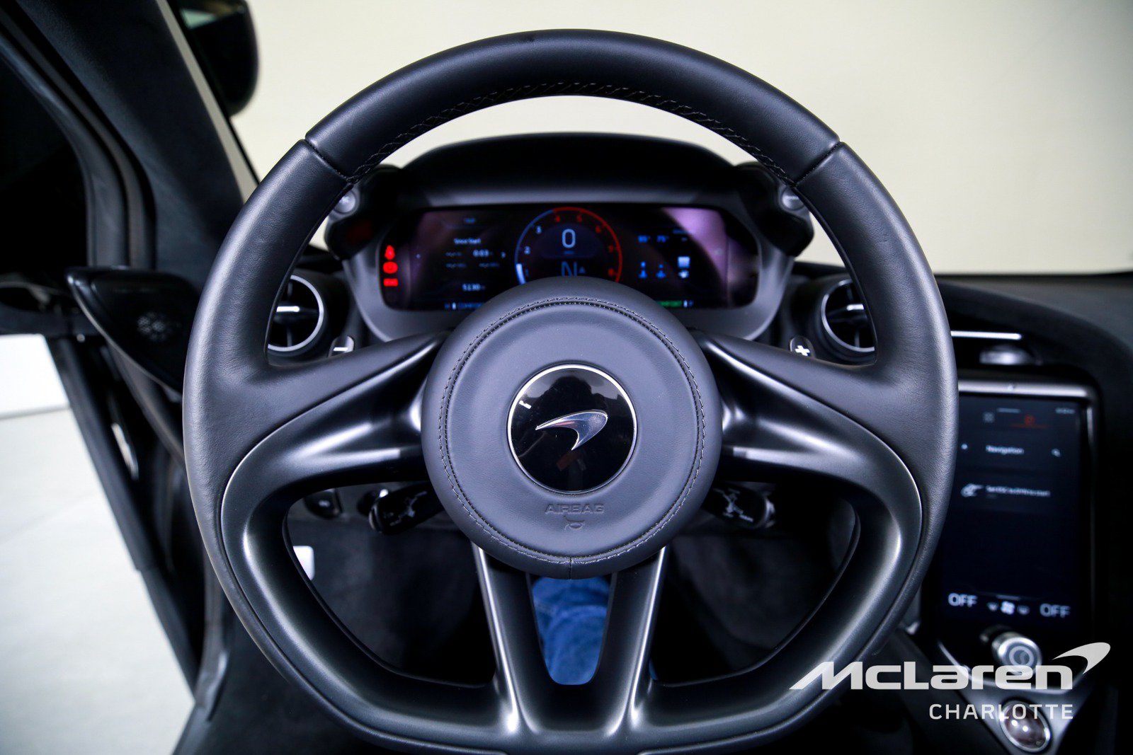 Used 2024 McLaren 750S Spider photo 16