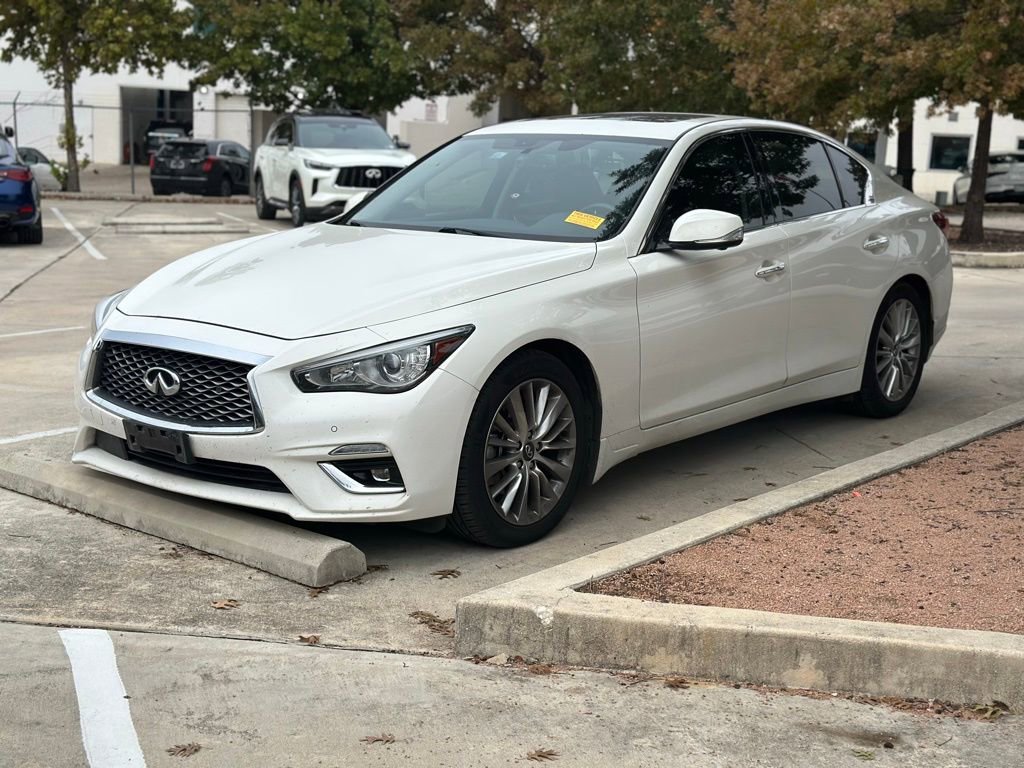 2021 Infiniti Q50 Luxe