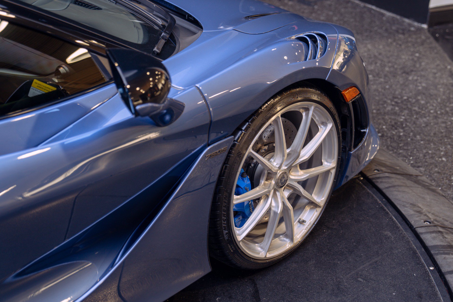 Used 2026 McLaren 750S Spider photo 26