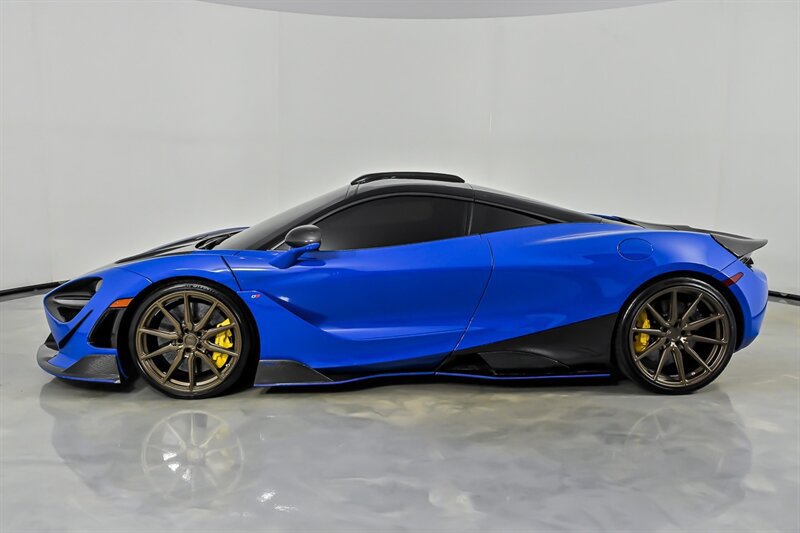 Used 2018 McLaren 720S Luxury photo 11